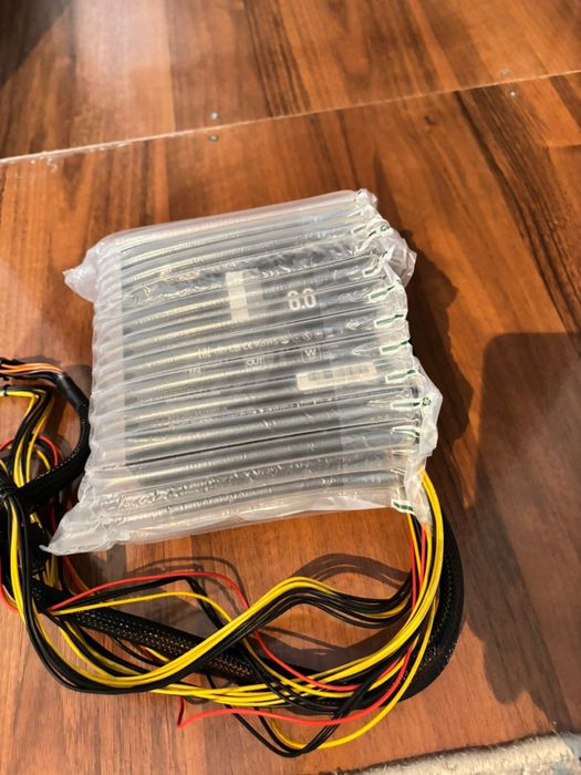 Блок питания компьютер и клавитура