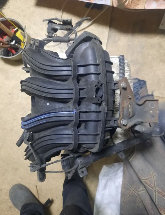 Головка двигатель