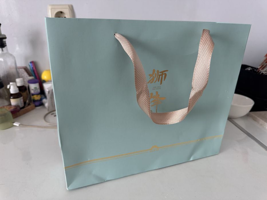 Премиальный зеленый чай из Китая