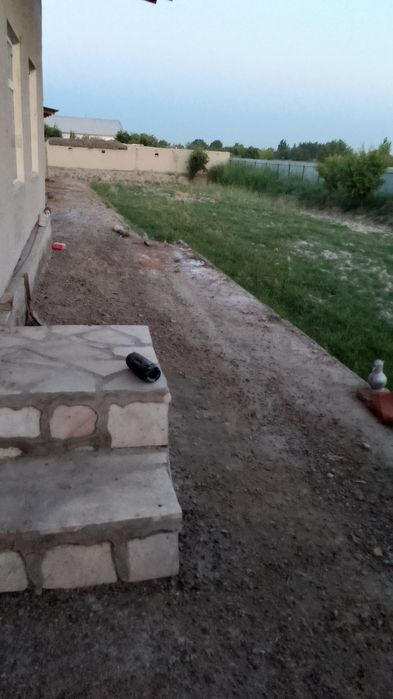 20 sotixli uchaska sotiladi