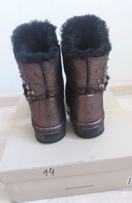 Шикарные угги Tommy Roy продам