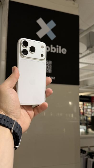 iphone 17 pro 256 e sim 100%