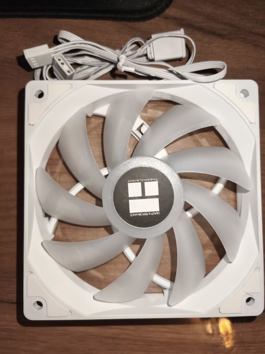 Кулер Thermalright 120мм для ПК