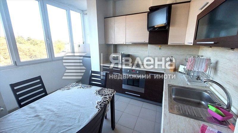 Дава се под наем Двустаен апартамент в София, Лозенец - 65 кв.м за 510 € - Снимка #1