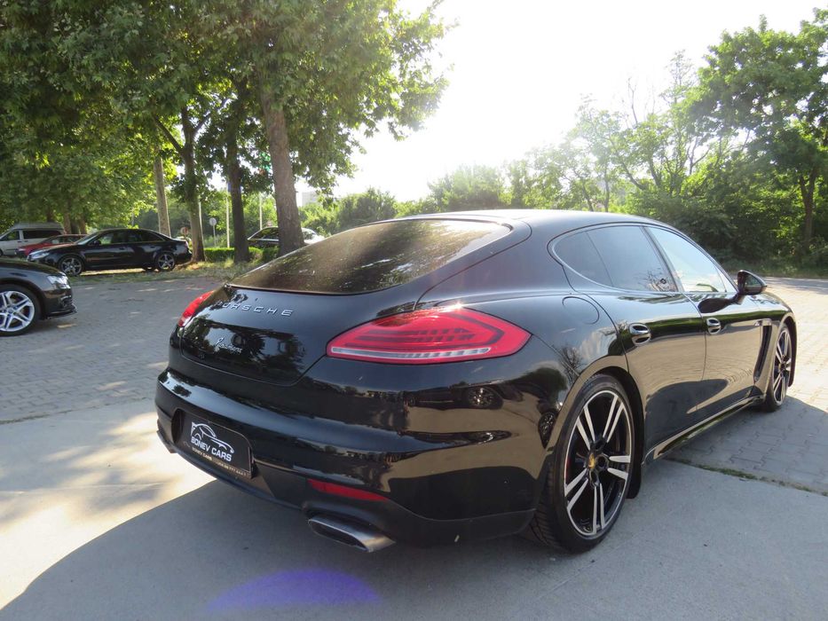 Porsche Panamera Diesel 8ZF Pano