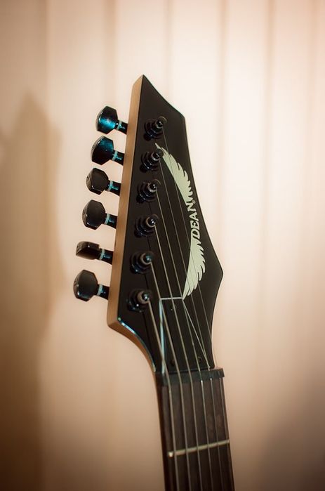 Электрогитара Dean (DiMarzio Evolution)