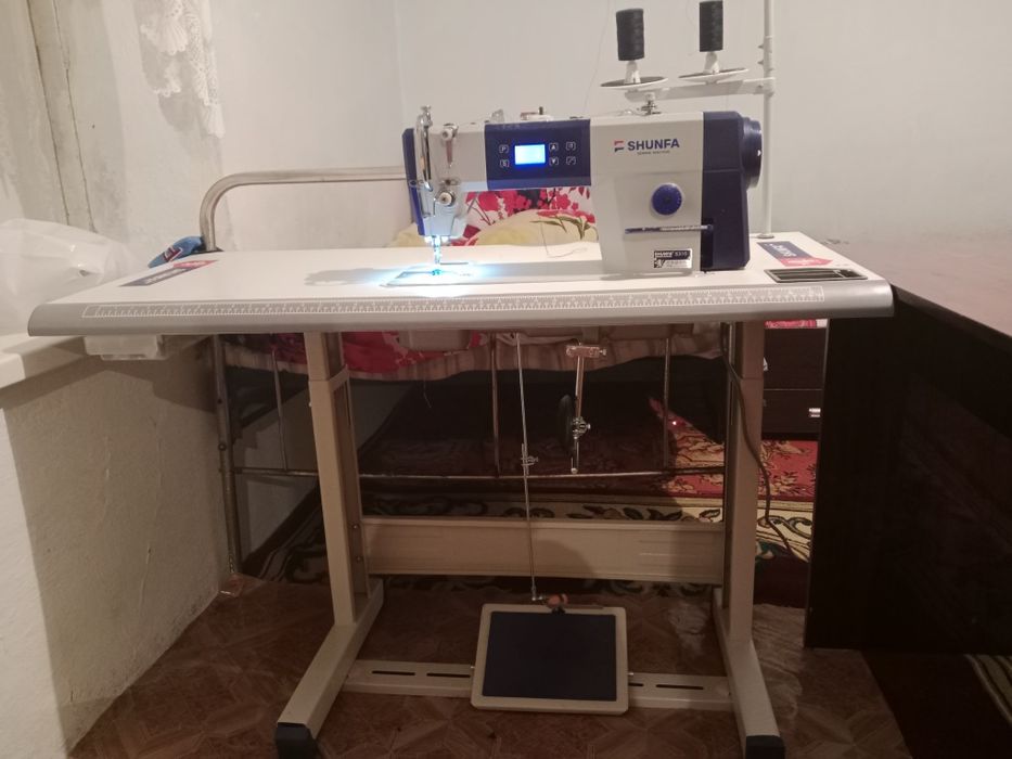 SHUNFA.S 310.  sewing machine