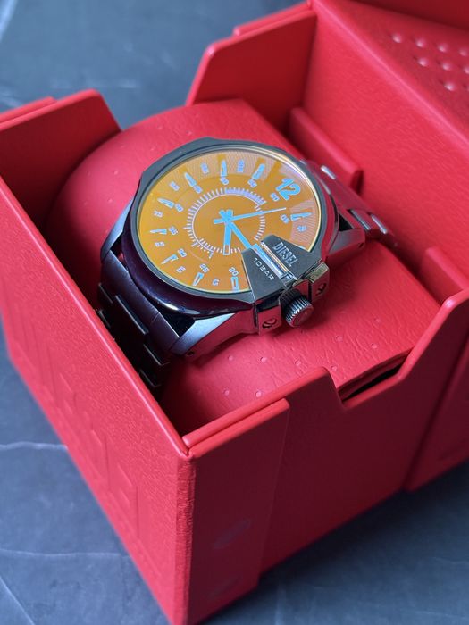 Diesel Master Chief DZ1965 – оригинален мъжки часовник с кутия