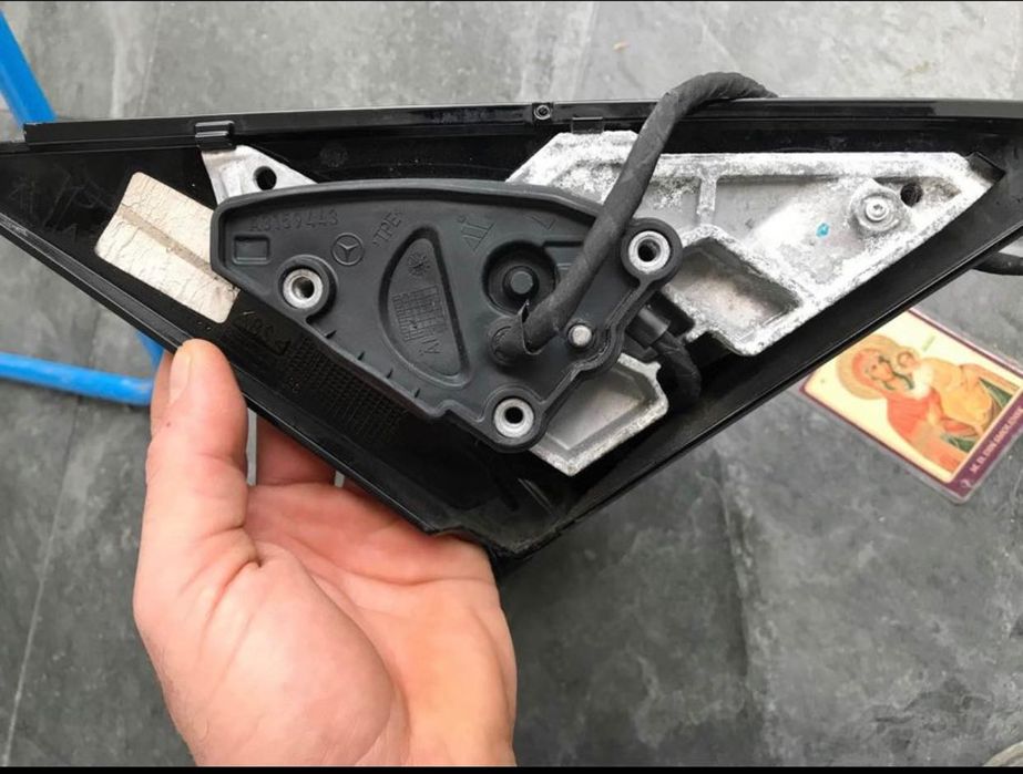 Oglinda stânga Mercedes