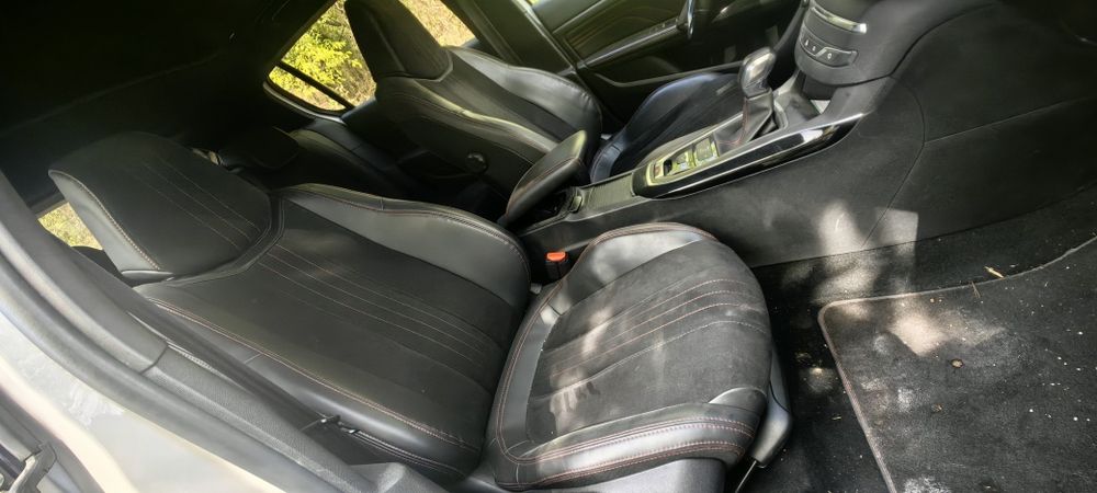 Peugeot 308  1.2 бензин  131hp Gt Line