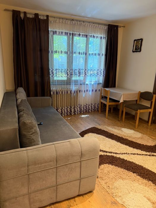 Apartament de inchiriat