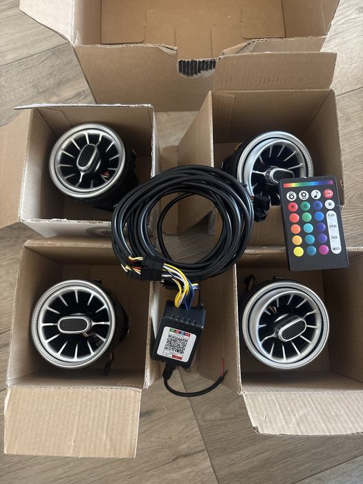 Дефлекторы обдува с подсветкой RGB,