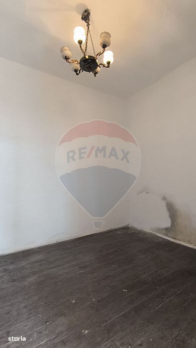 Apartament de vânzare în Palatul Berde, strada Horea