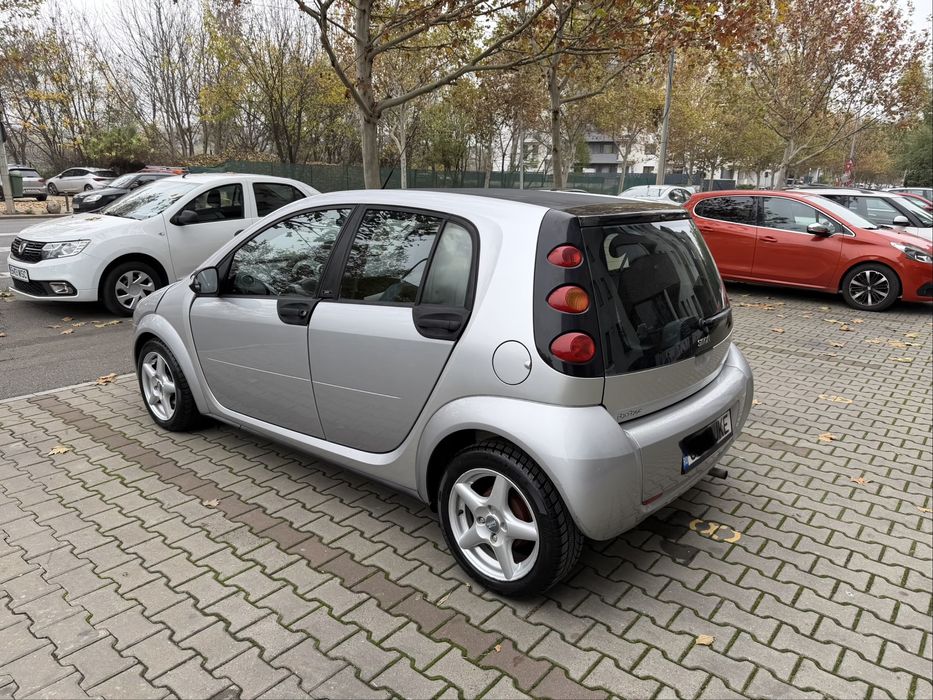 Smart ForFour 2007   1.1 Benzină   75CP   Premium  Km 194.000 Reali