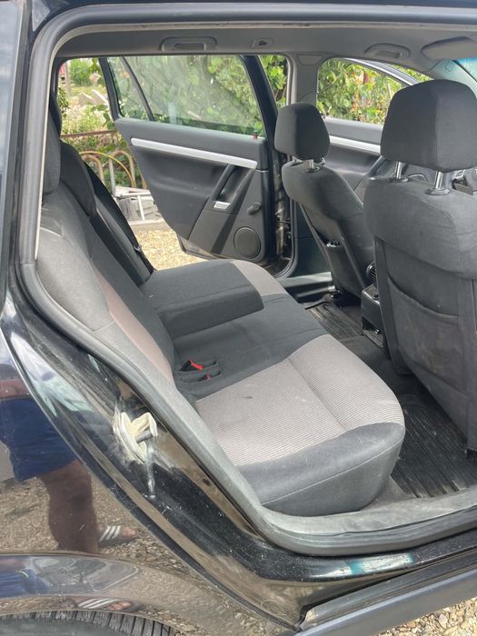 Vând Opel Vectra 1.9 diesel