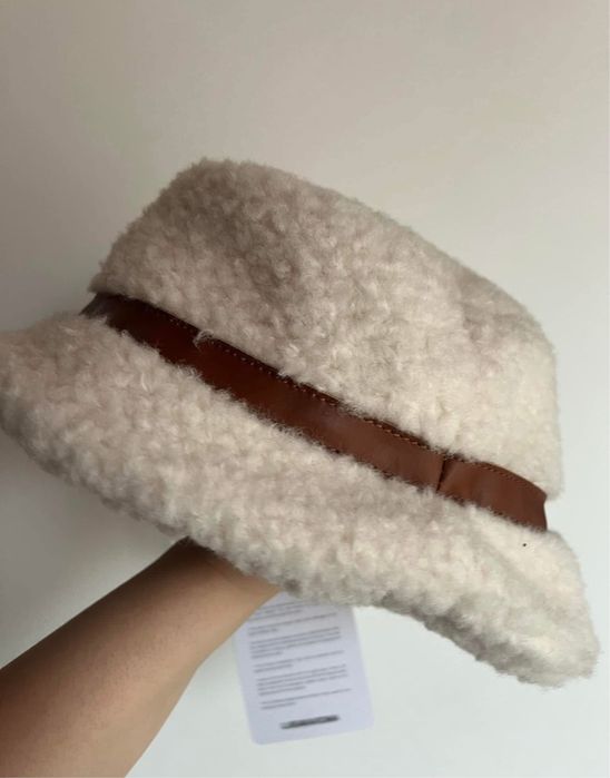 Palarie CHLOE teddy bear noua cu eticheta