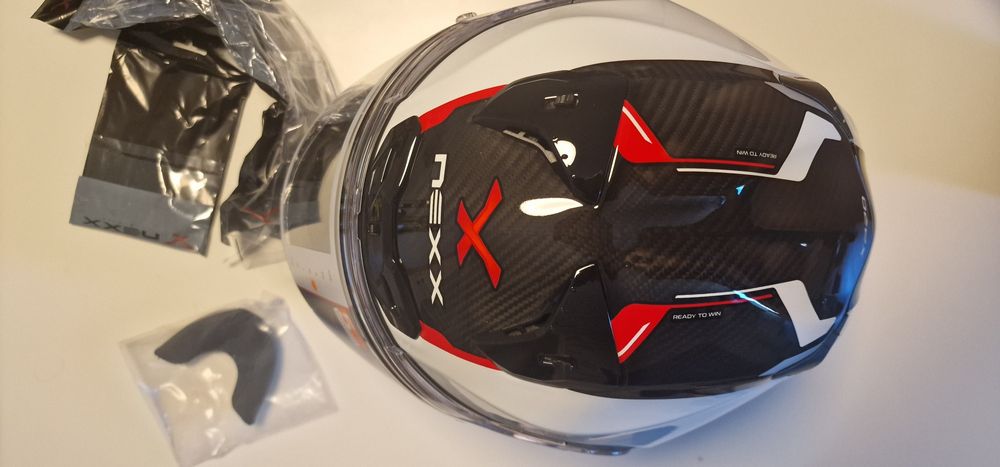 Casca Nexx X.R3R Carbon White Red
