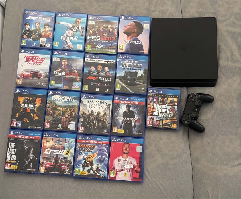 Vand Playstation 4,pret negociabil