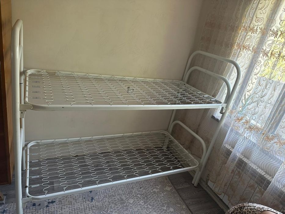 Кровать двухярусная