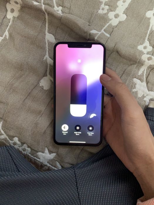 iPhone Xs Max 64gb в идеальном состоянии