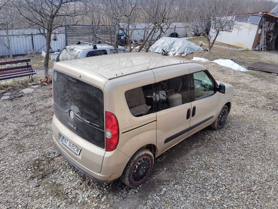 Fiat Doblo 2011 perfect functional(urgent)