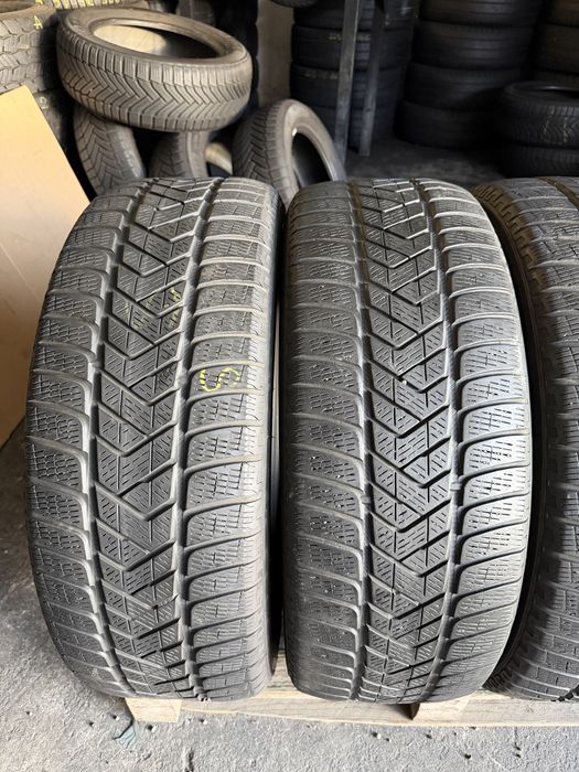 4 anvelope iarna 235/60/18 , Pirelli !
