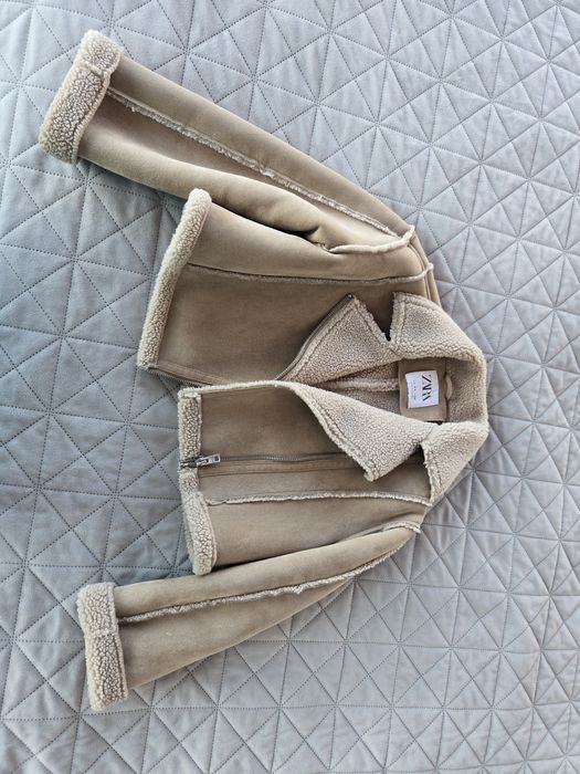 Якета Zara за момиче на 8-9 години, 130 см