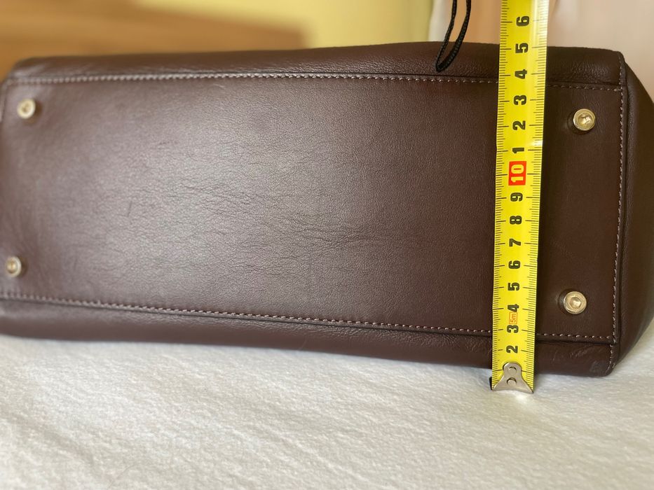 Дамска чанта Coccinelle естествена кожа, голяма, събира формат А4