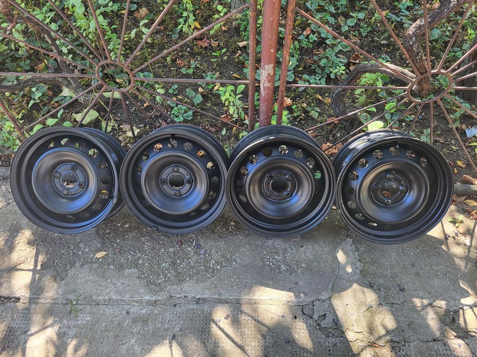 Set jante oțel 15" originale Renault Clio-Dacia  cu senzori de presiun