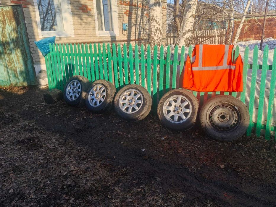 Продам шины на Пассат Б5 б/у