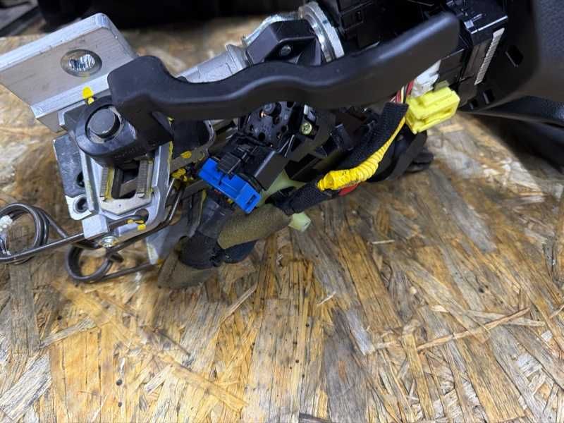 Рулевая колонка с замком зажигания Hyundai Sonata New Rise LF