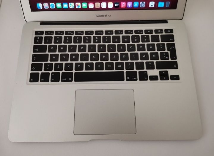 MacBook Air 13 inch.