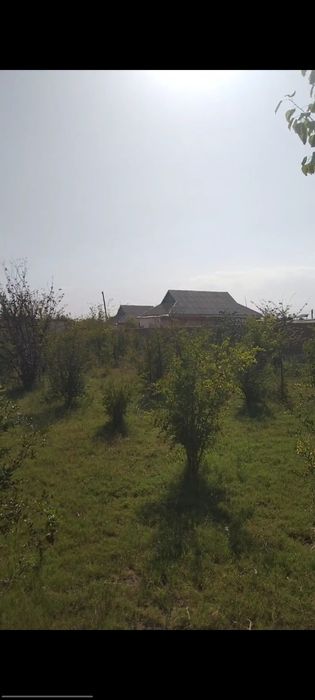 3 xona uy 15 sotih yeri bilan