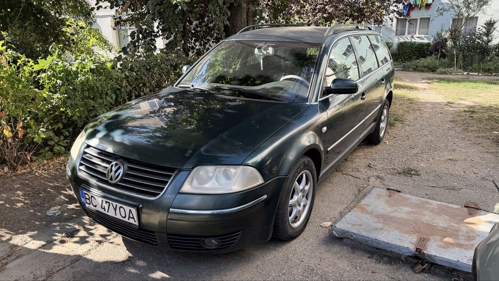VOLKSWAGEN Passat 2003 — imagine 1