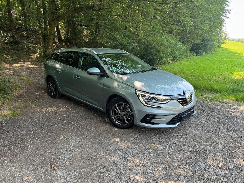RENAULT Megane 2021 — imagine 2