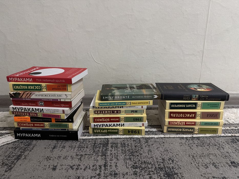 Продам книги, каждая 1000тн