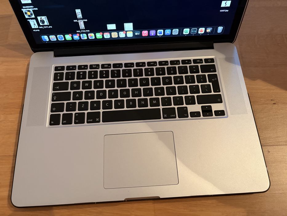 MacBook Pro Retina 15” | Mid 2015 | Intel i7 | 16 GB RAM