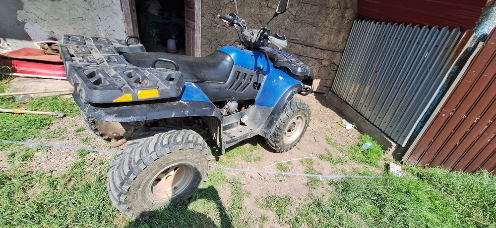 Vând Atv linhai 300 4x4