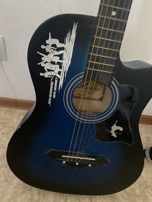 продам гитару Maria