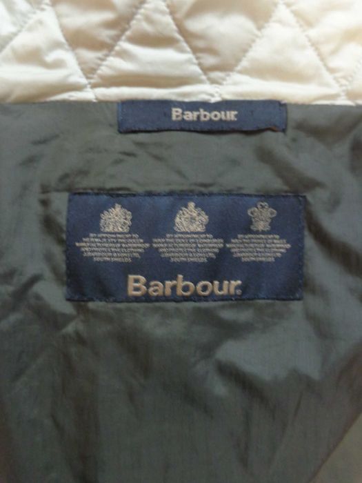 Geaca Barbour bej matlasata marimea 42