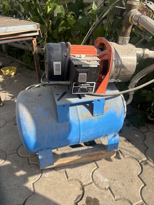 Продам газовый котел насос