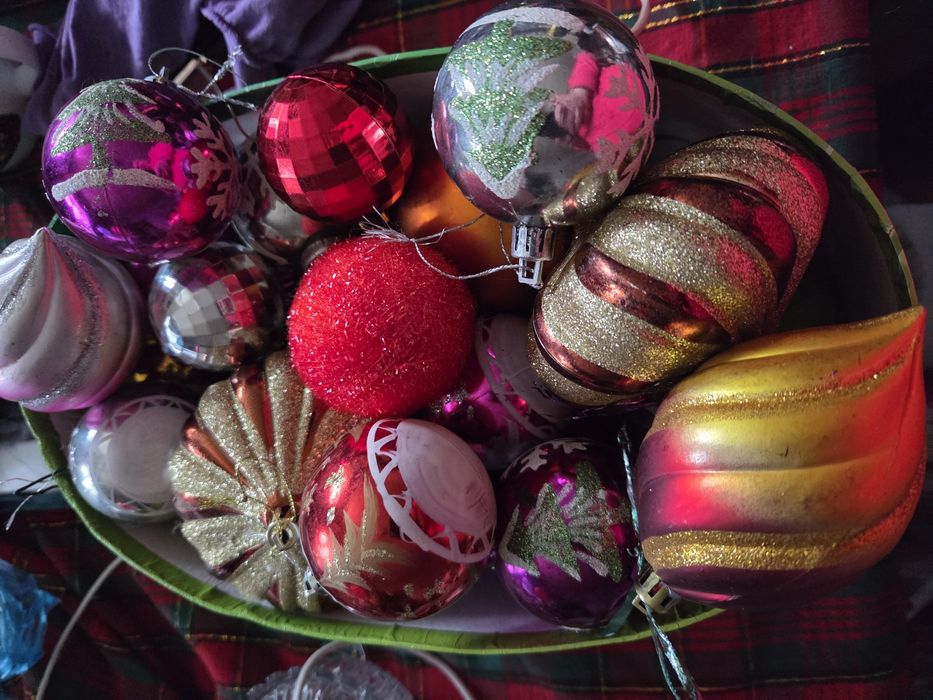 Новогодние игрушки