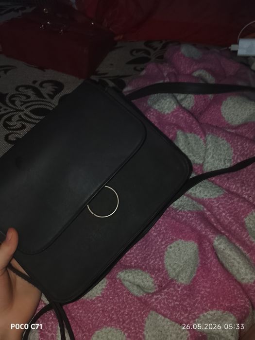 Продаю сумки каждая за 2500