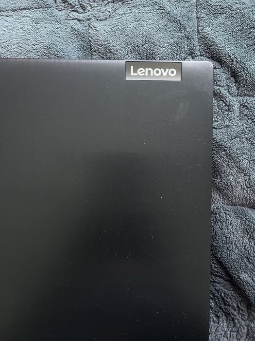 Продаю ноутбук Lenovo IdeaPad 15.6