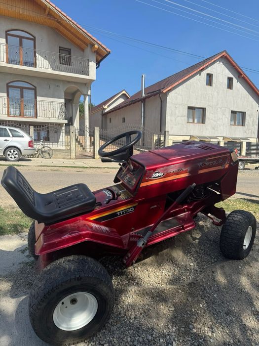 Tractor de tuns iarba Murray