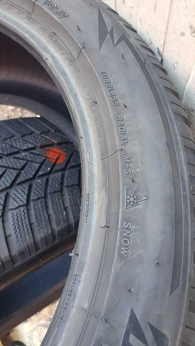 anvelope Bridgestone 255/45/20 m&s iarna