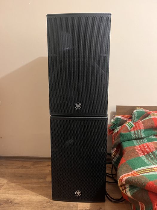 Професионални тонколони Yamaha CHR15, 2 броя