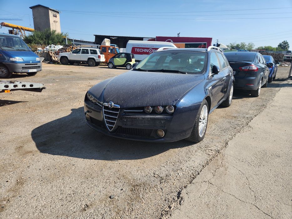 За части Alfa Romeo 159sw 2.0 jtd 2009 годиан за части