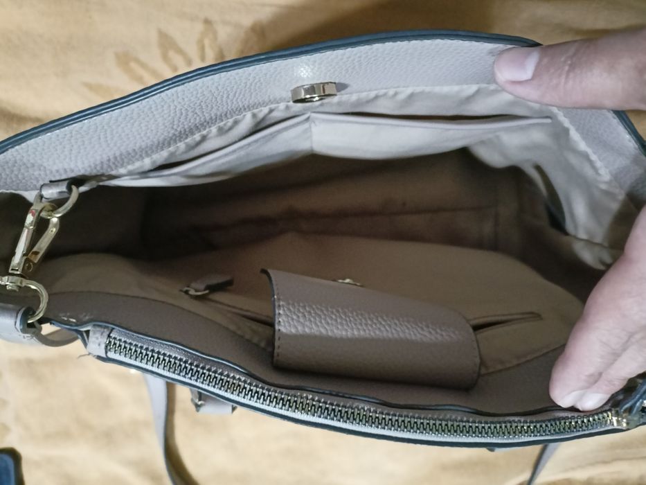 Дамская сумка классическая