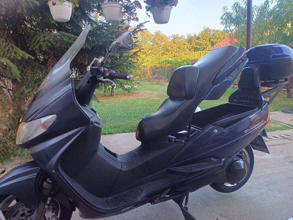 Scuter Suzuki Burgman